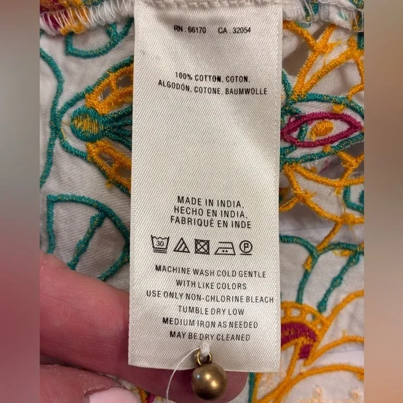 ANTHROPOLOGIE AKEMI + KIN Bisbee Embroidered Top White Yellow Women’s Size 4 - Picture 10 of 10
